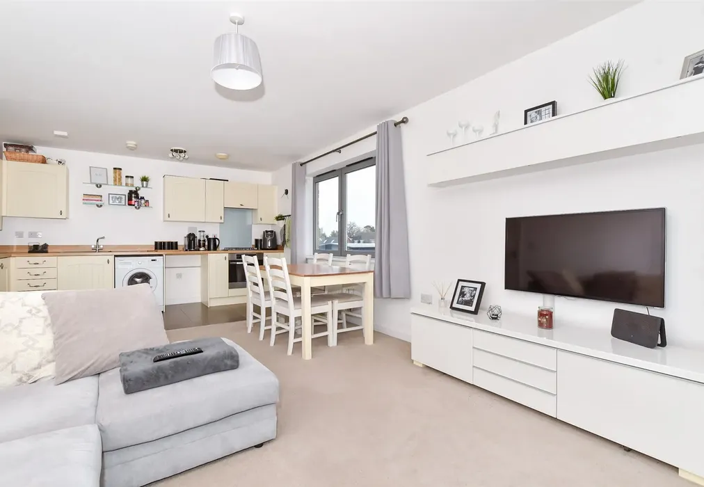 Lounge/Kitchen/Diner - The Farrows, Maidstone, Kent - Wards of Kent