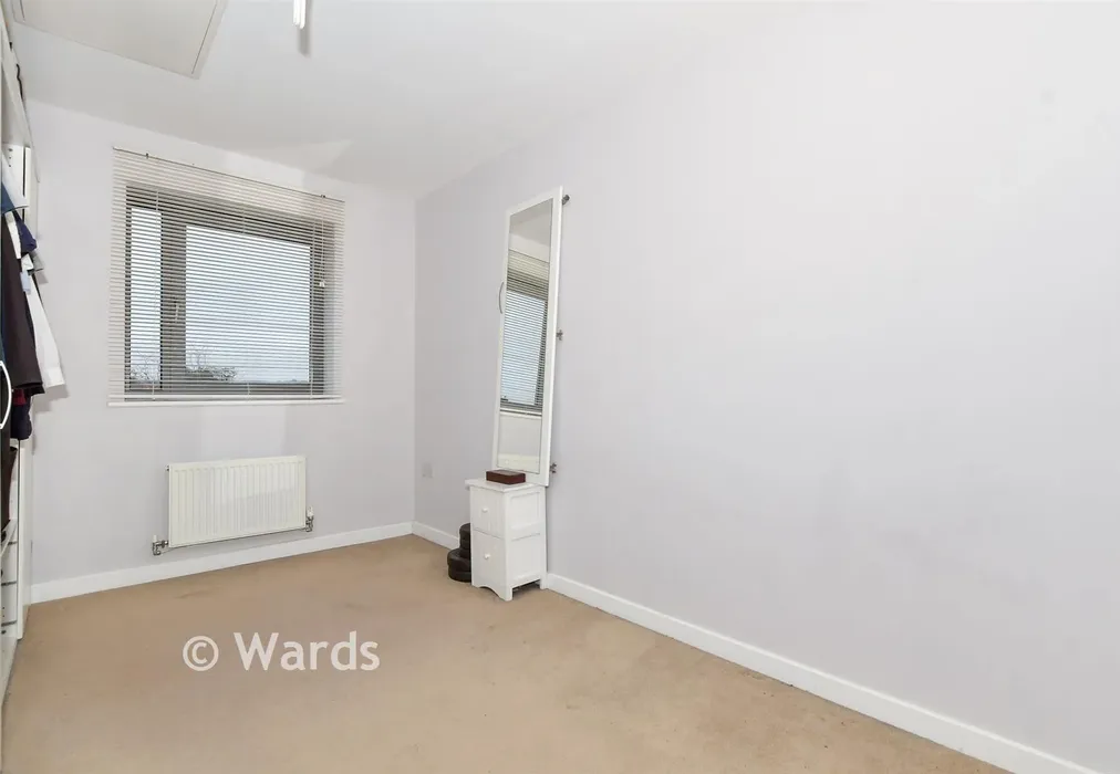 Bedroom 2 - The Farrows, Maidstone, Kent - Wards of Kent