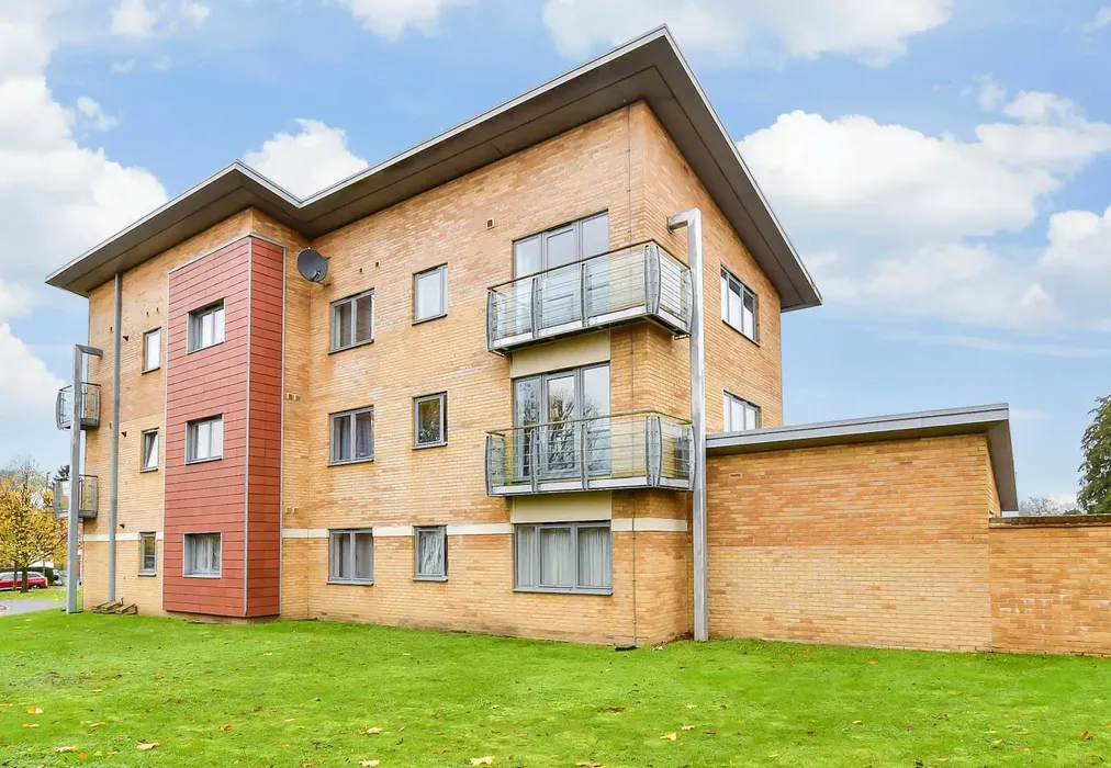 Front Elevation - The Farrows, Maidstone, Kent - Wards of Kent