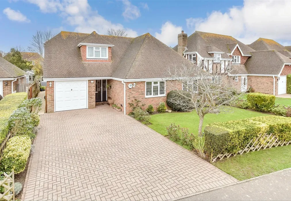Front Web - St. Nicholas Road, Littlestone, New Romney, Kent - Wards of Kent