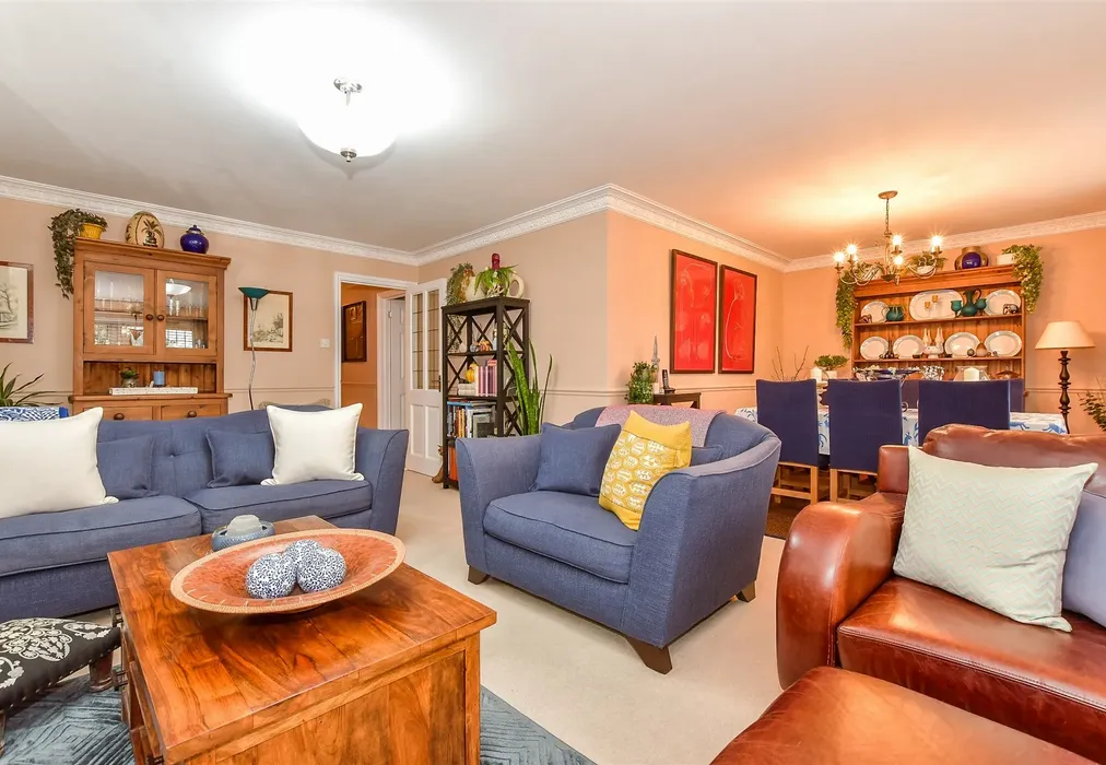 Lounge/ Dining Room - St. Nicholas Road, Littlestone, New Romney, Kent - Wards of Kent