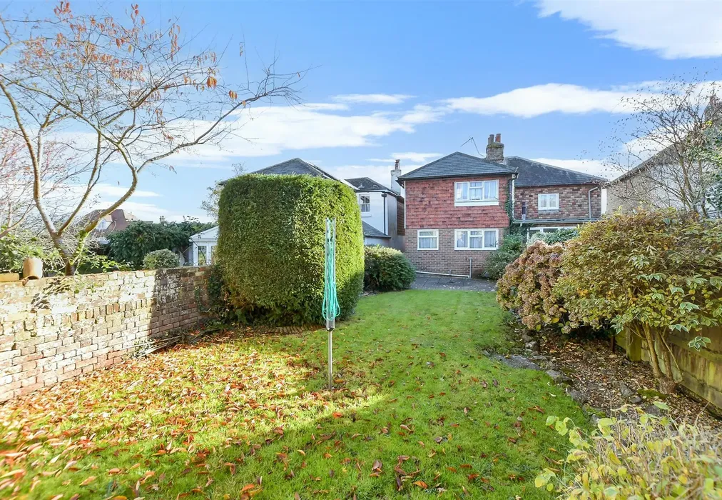 Rear Garden - Bartholomew Lane, Saltwood, Kent - Wards of Kent