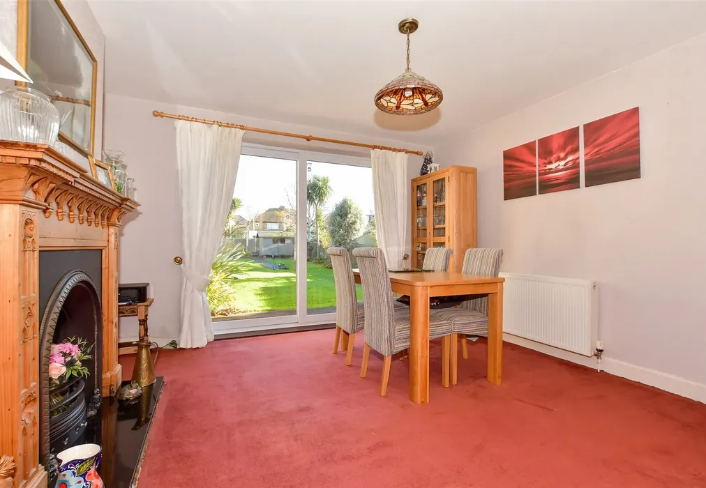 Dining Room - Ramsgate Road, Broadstairs, Kent - Wards of Kent