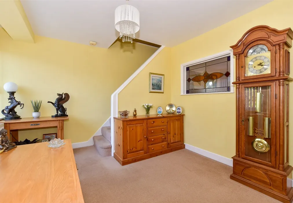 Entrance Hall - Ramsgate Road, Broadstairs, Kent - Wards of Kent