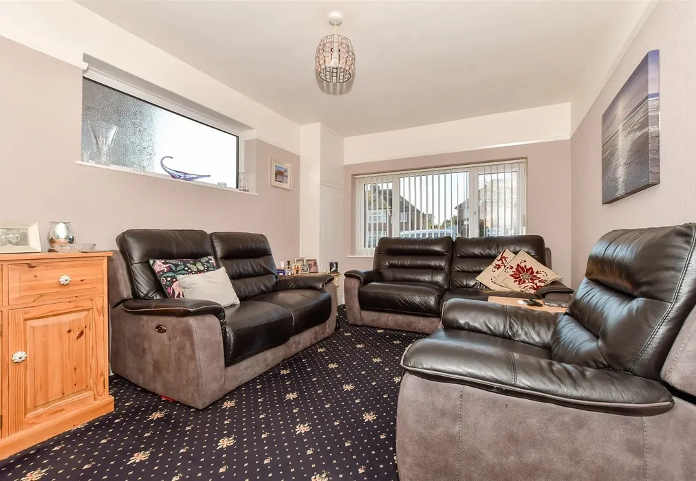 Lounge - Ramsgate Road, Broadstairs, Kent - Wards of Kent