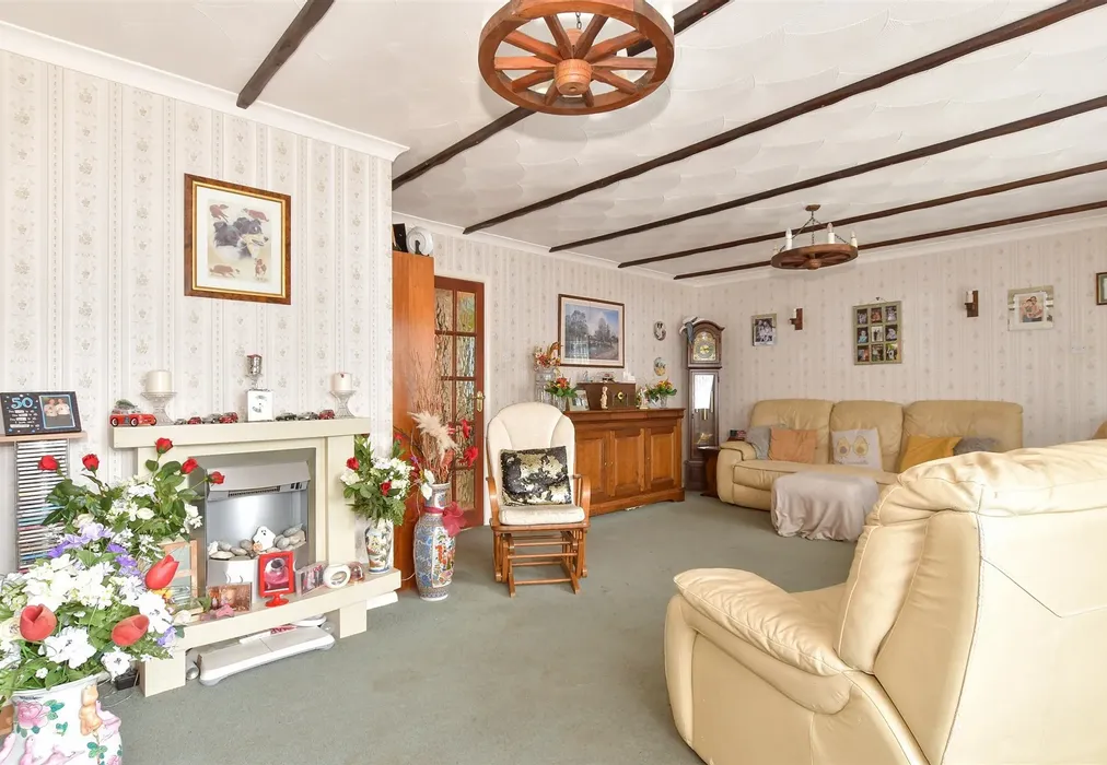 Lounge - Neal Road, West Kingsdown, Sevenoaks, Kent - Wards of Kent