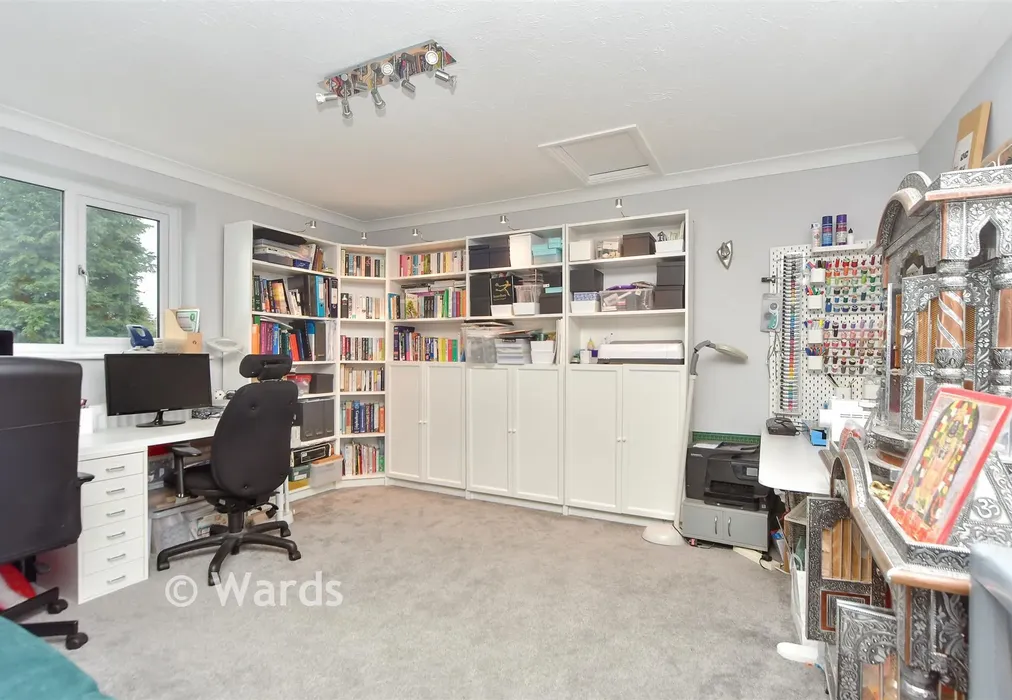 Bedroom 5 - Draysfield, Wormshill, Sittingbourne, Kent - Wards of Kent