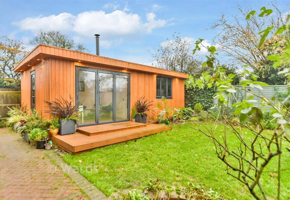 Workshop/Outbuildings - Draysfield, Wormshill, Sittingbourne, Kent - Wards of Kent