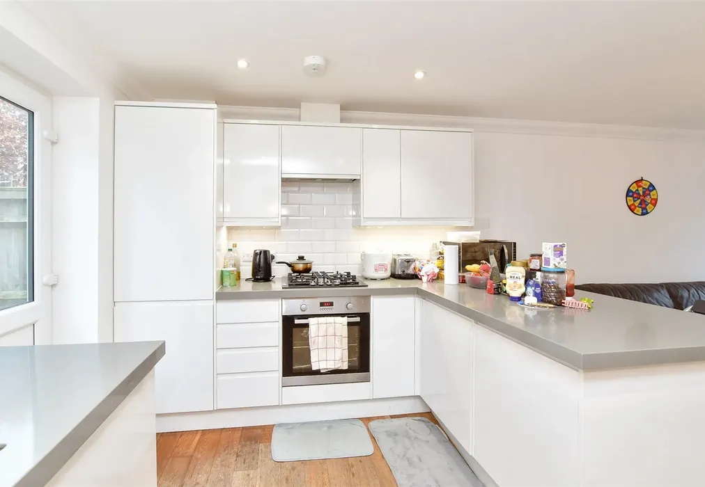 Lounge/ Kitchen - Mulberry Gardens, Goring-By-Sea, Worthing, West Sussex - Wards of Kent