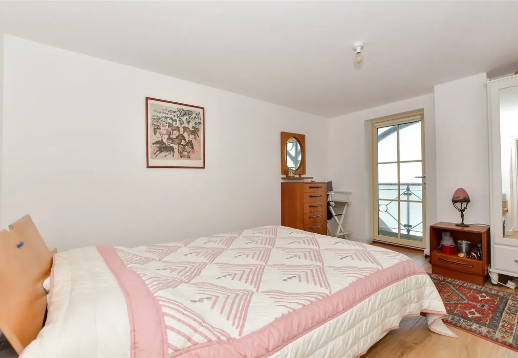 Bedroom 1 - Canterbury Road, Margate, Kent - Wards of Kent
