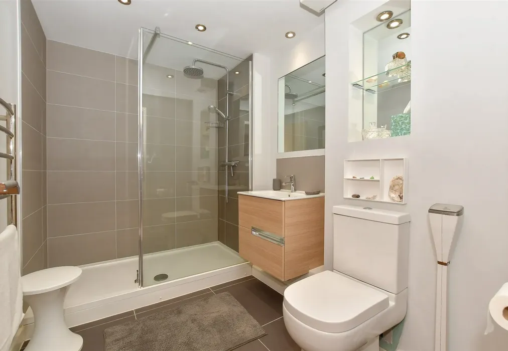 Shower Room - Canterbury Road, Margate, Kent - Wards of Kent