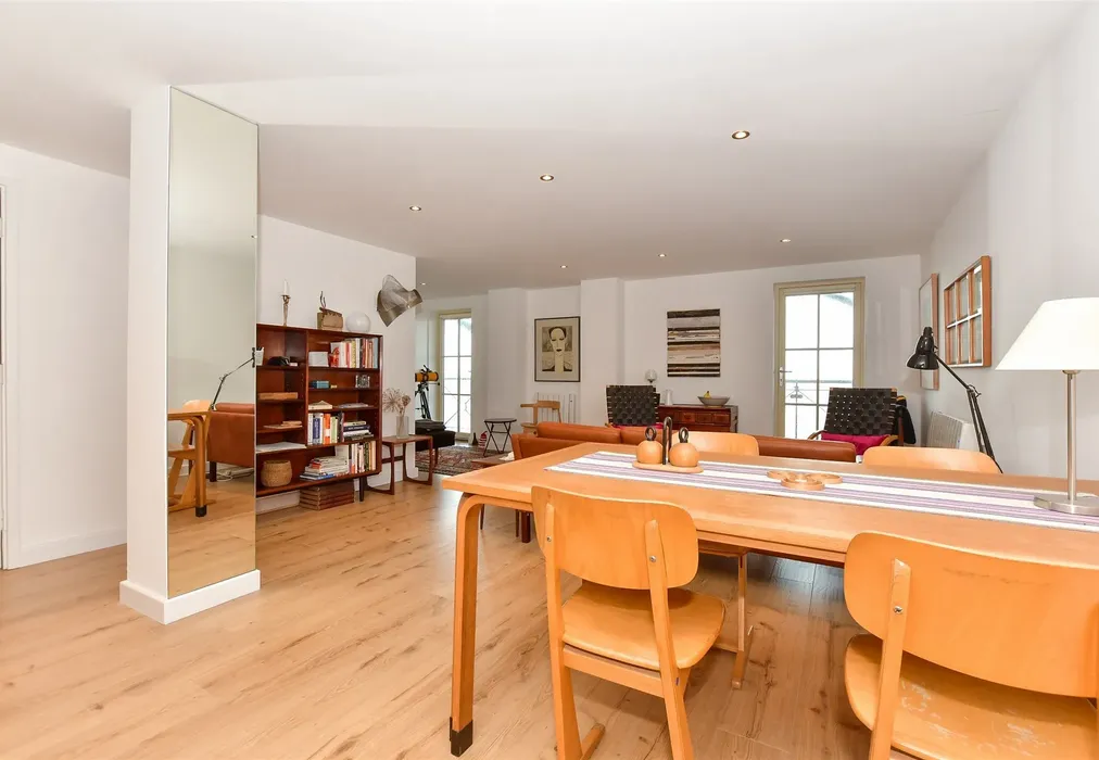 Lounge - Canterbury Road, Margate, Kent - Wards of Kent