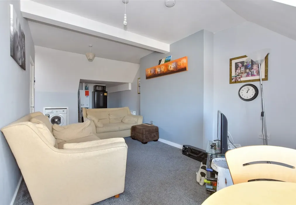 Lounge/ Kitchen/Diner - Canterbury Road, Whitstable, Kent - Wards of Kent