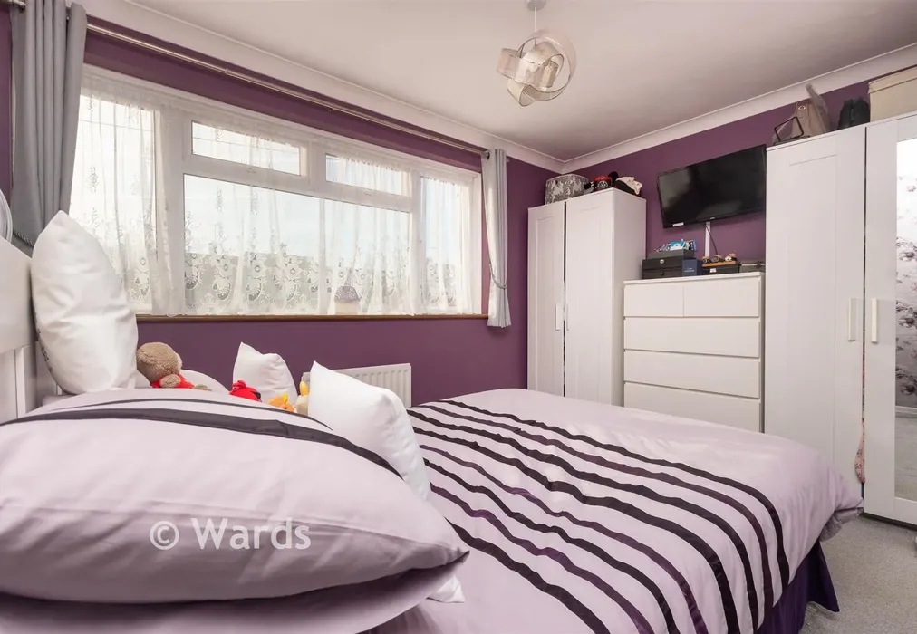 Bedroom 1 - Chelmsford Road, Rochester, Kent - Wards of Kent