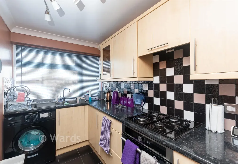 Kitchen - Chelmsford Road, Rochester, Kent - Wards of Kent