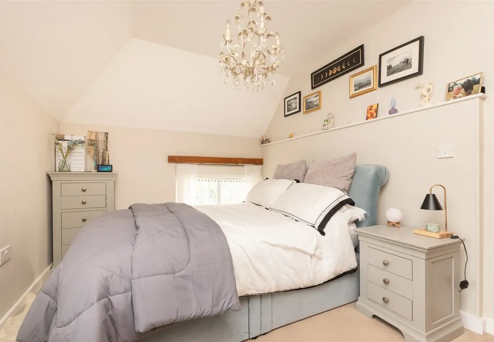 Bedroom 2 - Tanyard Hill, Shorne, Kent - Wards of Kent