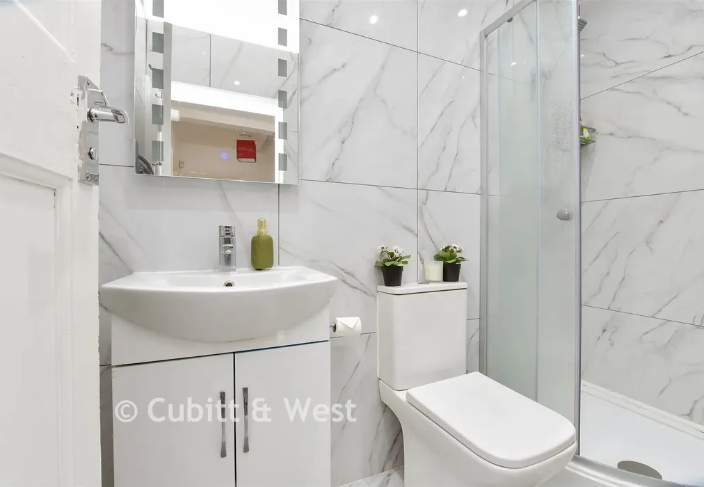 Shower Room - Stafford Road, Wallington, Surrey - Wards of Kent