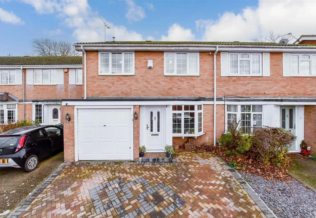 Front Elevation - Pear Tree Avenue, Ditton, Kent - Wards of Kent