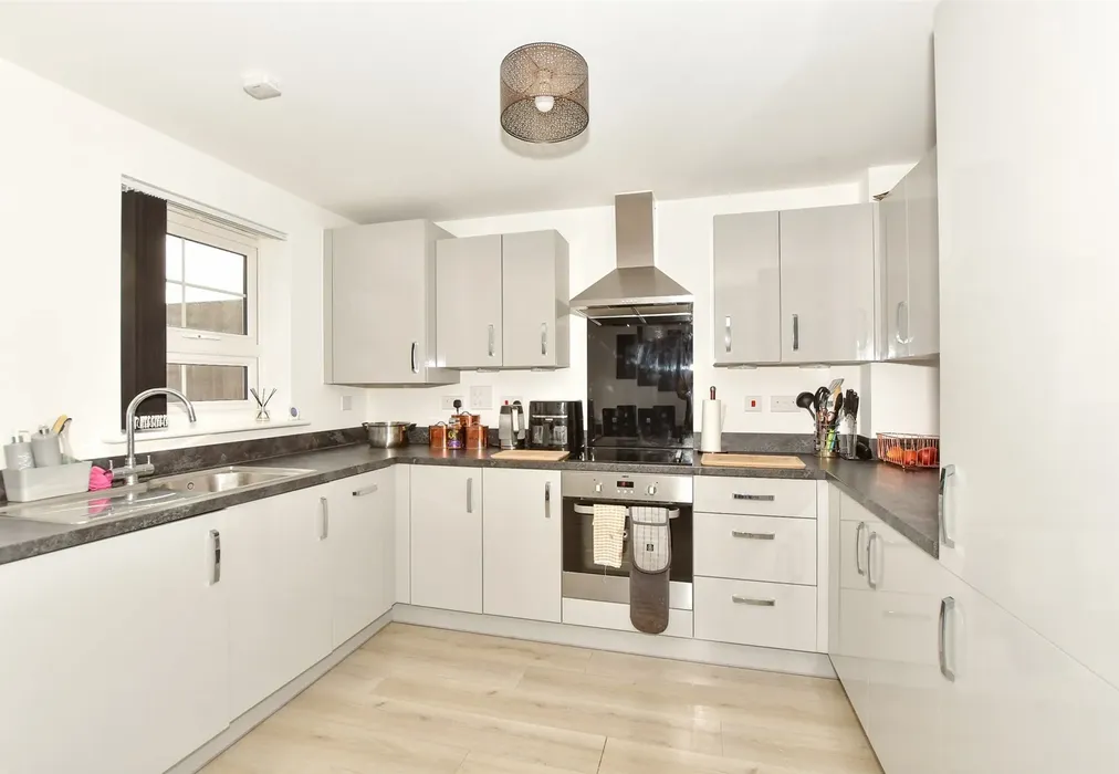 Kitchen/Breakfast Room - Stonechat Lane, Whitfield, Dover, Kent - Wards of Kent