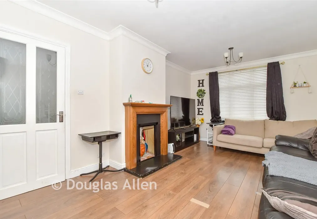 Lounge/Diner - Rowlands Road, Dagenham, Essex - Wards of Kent