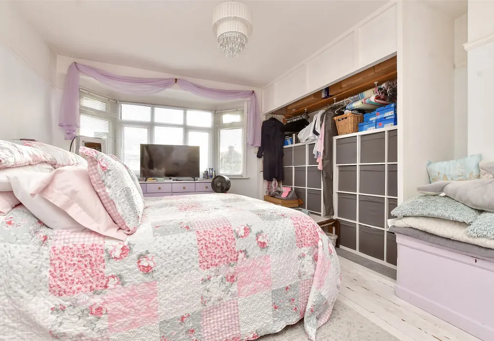 Bedroom 1 - Croydon Road, Wallington, Surrey - Wards of Kent