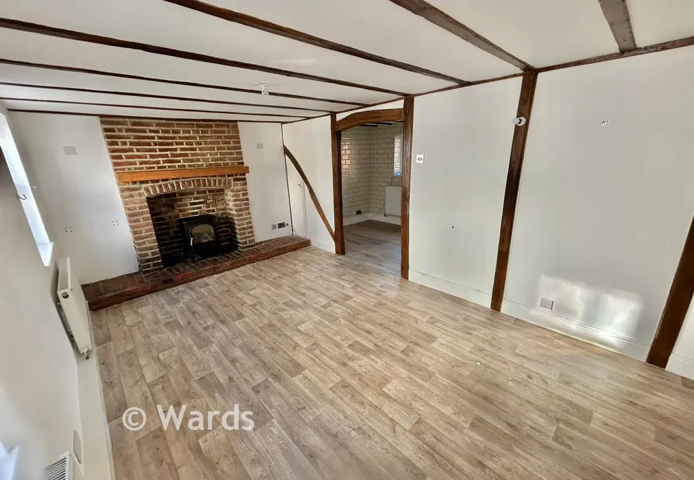 Lounge - South Street, Lydd, Kent - Wards of Kent