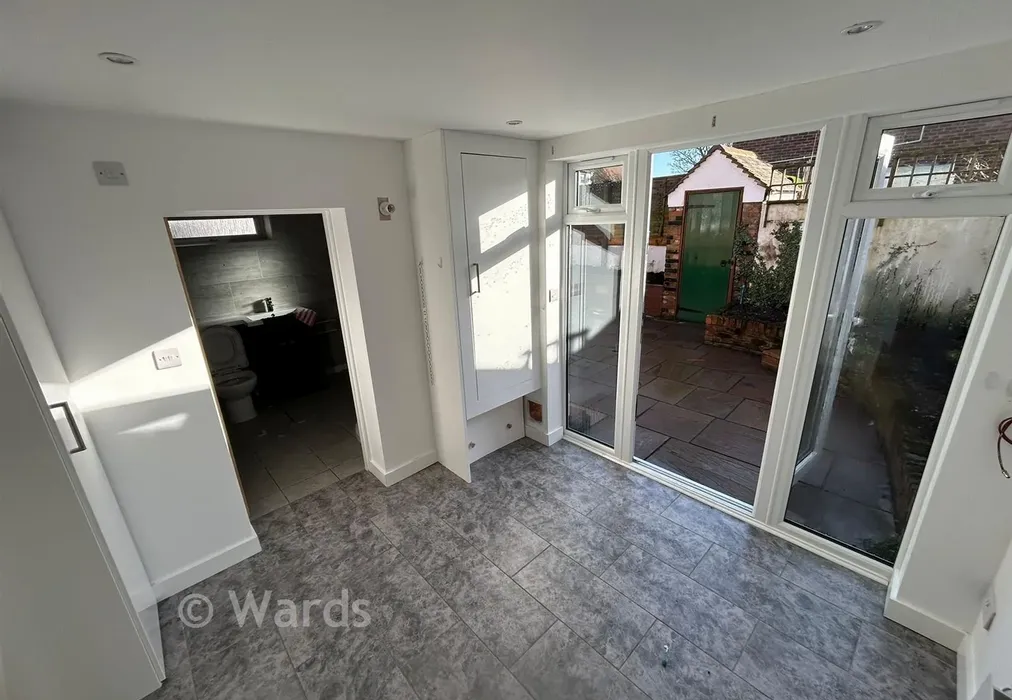 Outbuilding Lounge - South Street, Lydd, Kent - Wards of Kent