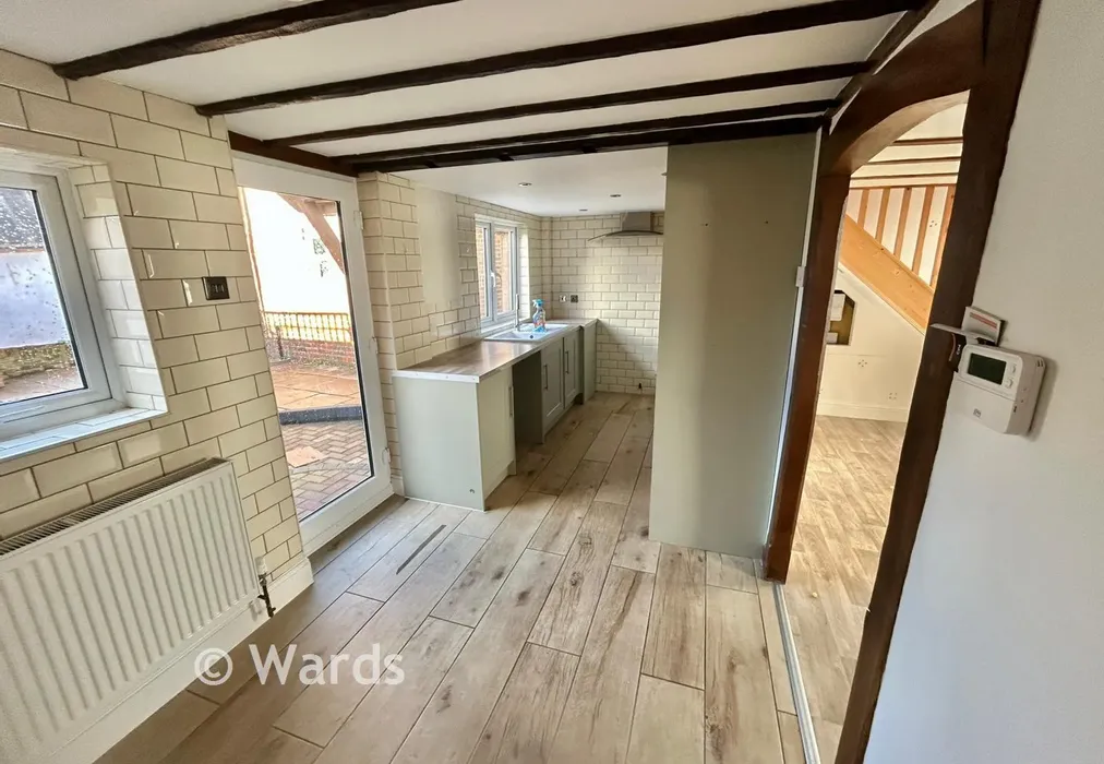 Kitchen - South Street, Lydd, Kent - Wards of Kent