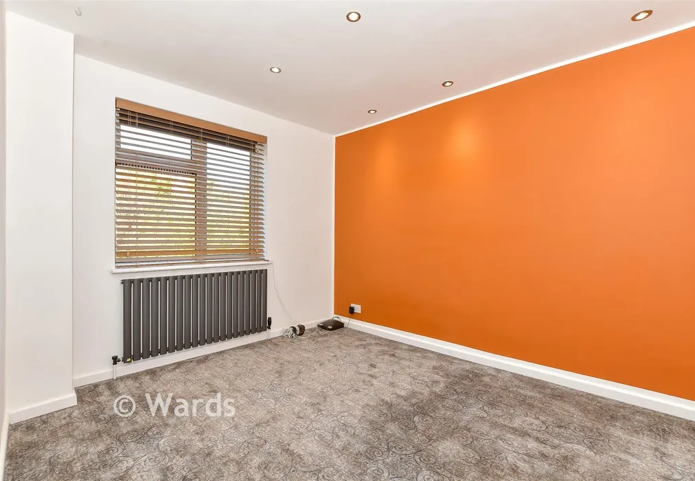 Bedroom 2 - Peter Street, Folkestone, Kent - Wards of Kent