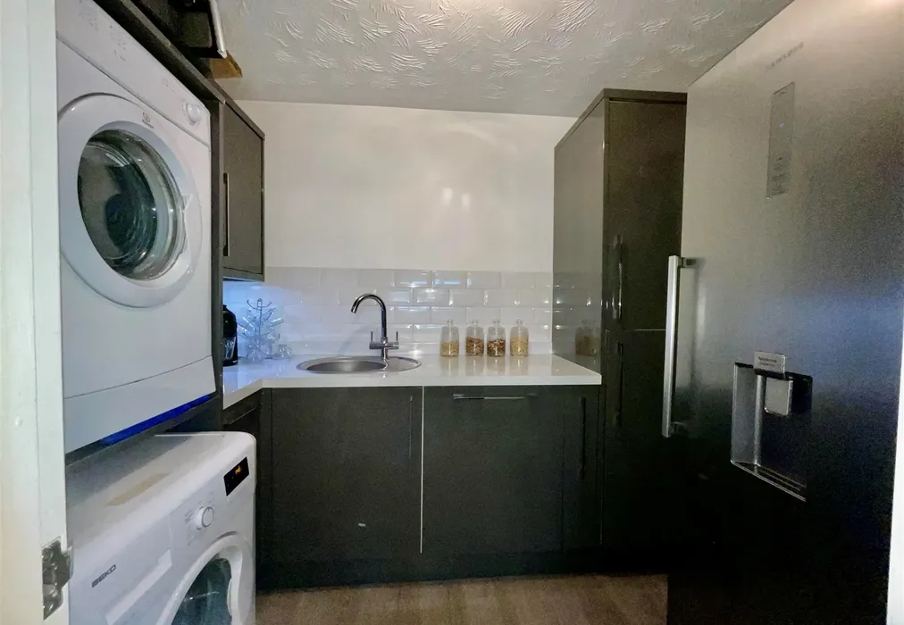 Utility Room - Peacock Rise, Walderslade, Chatham, Kent - Wards of Kent