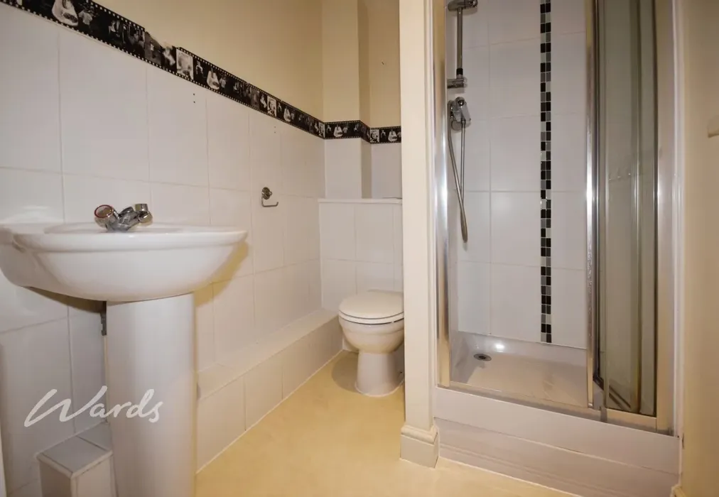 En-suite - North Star Boulevard, Greenhithe, Kent - Wards of Kent