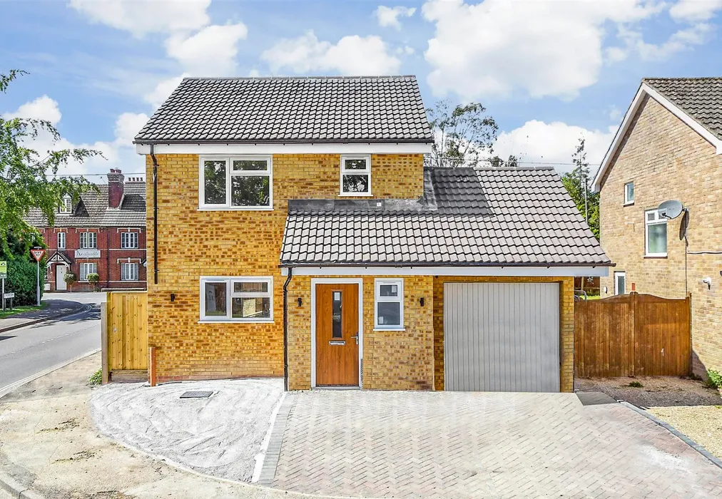 Front N - Quarry Way, Southwater, Horsham, West Sussex - Wards of Kent