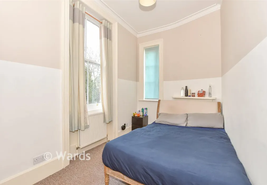 Bedroom 2 - New Dover Road, Canterbury, Kent - Wards of Kent