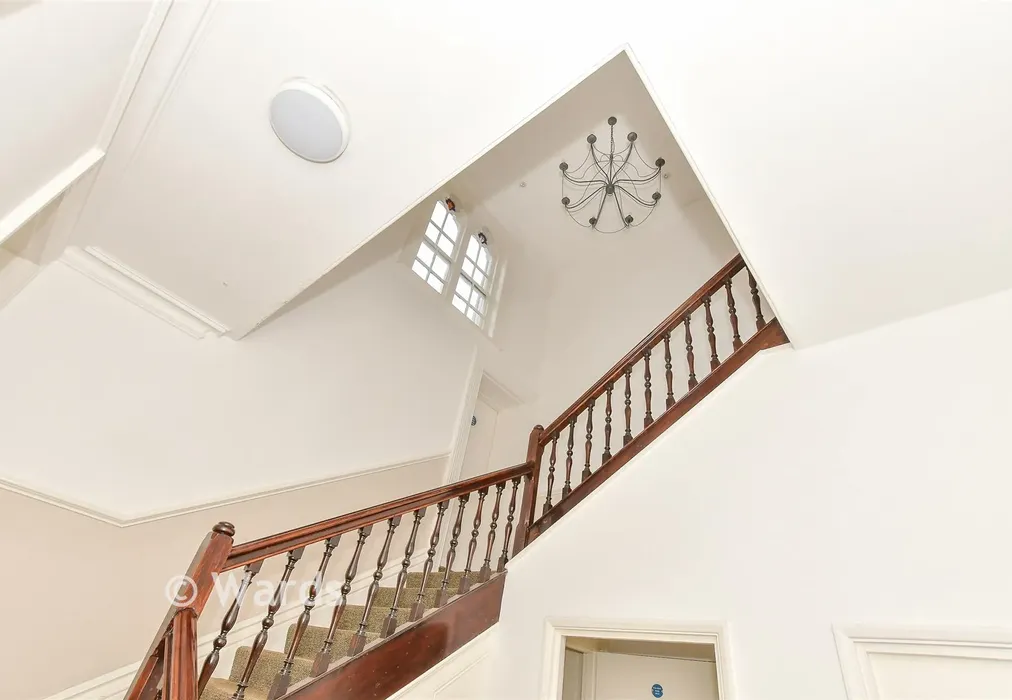 Internal Lifestyle Photograph - New Dover Road, Canterbury, Kent - Wards of Kent