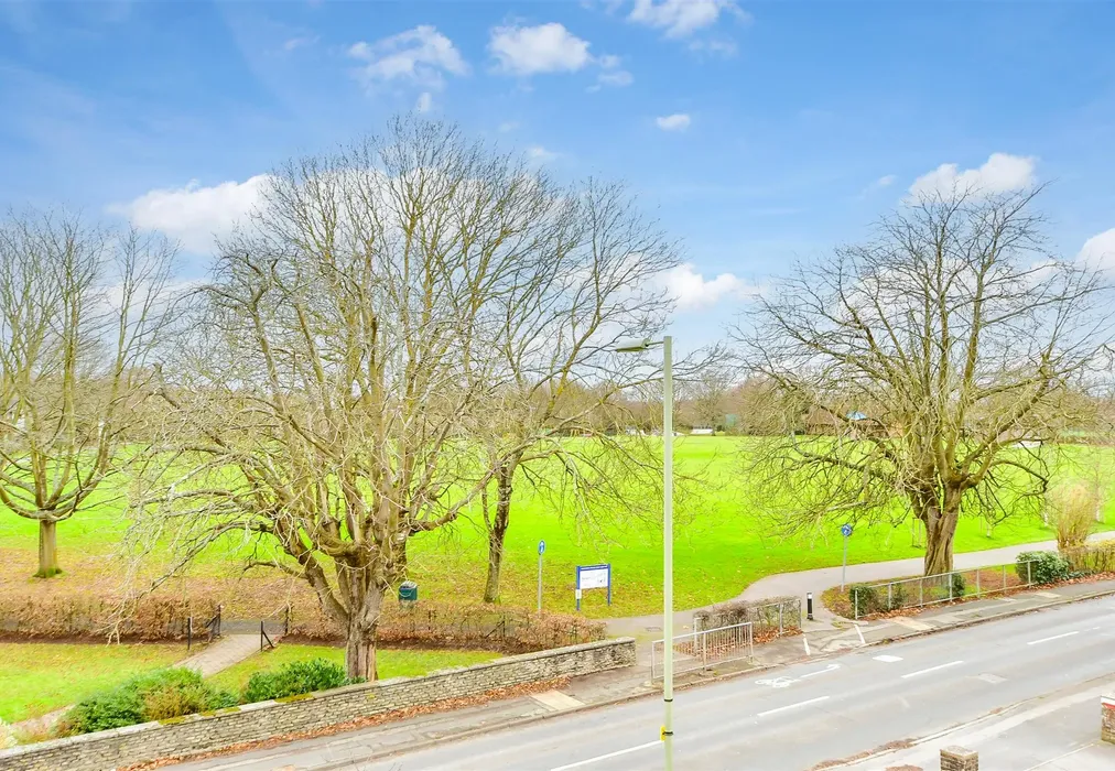 Views To Front - Horndean Road, Emsworth, Hampshire - Wards of Kent