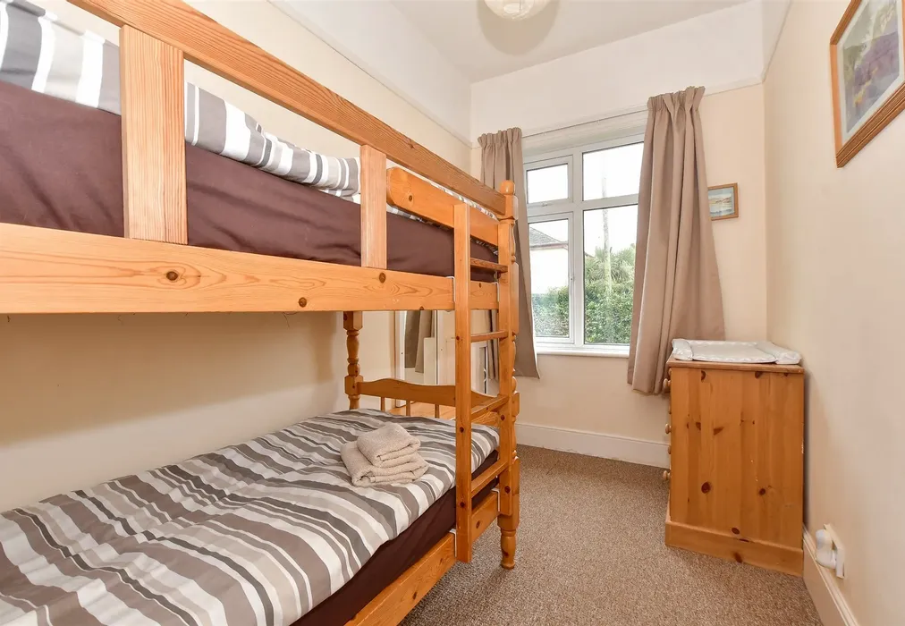 Bedroom 3 - Victoria Road, Sandown, Isle of Wight - Wards of Kent