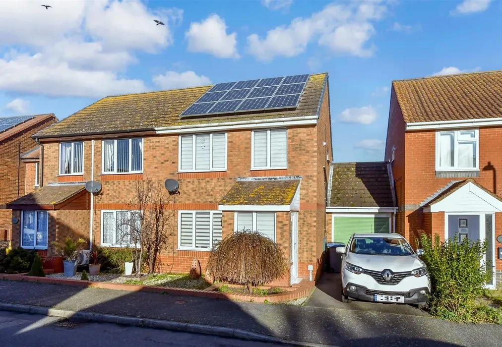 External (Web). - Vlissingen Drive, Deal, Kent - Wards of Kent