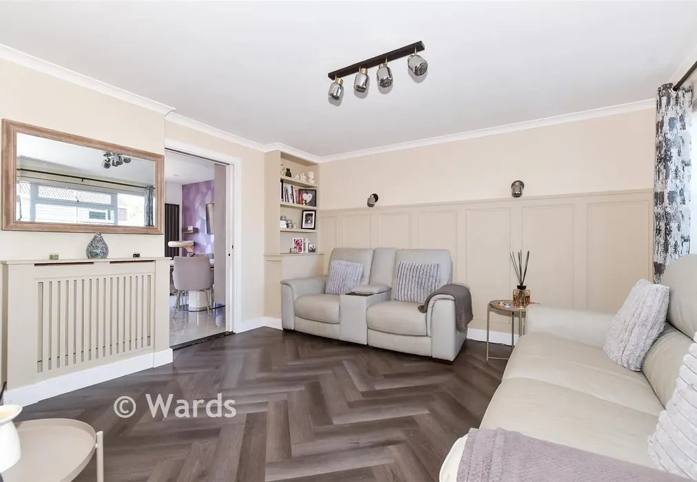 Lounge - Stanley Close, Staplehurst, Kent - Wards of Kent