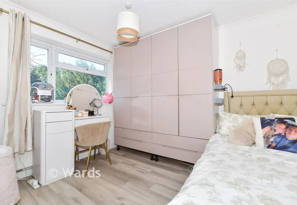 Bedroom 2 - Stanley Close, Staplehurst, Kent - Wards of Kent
