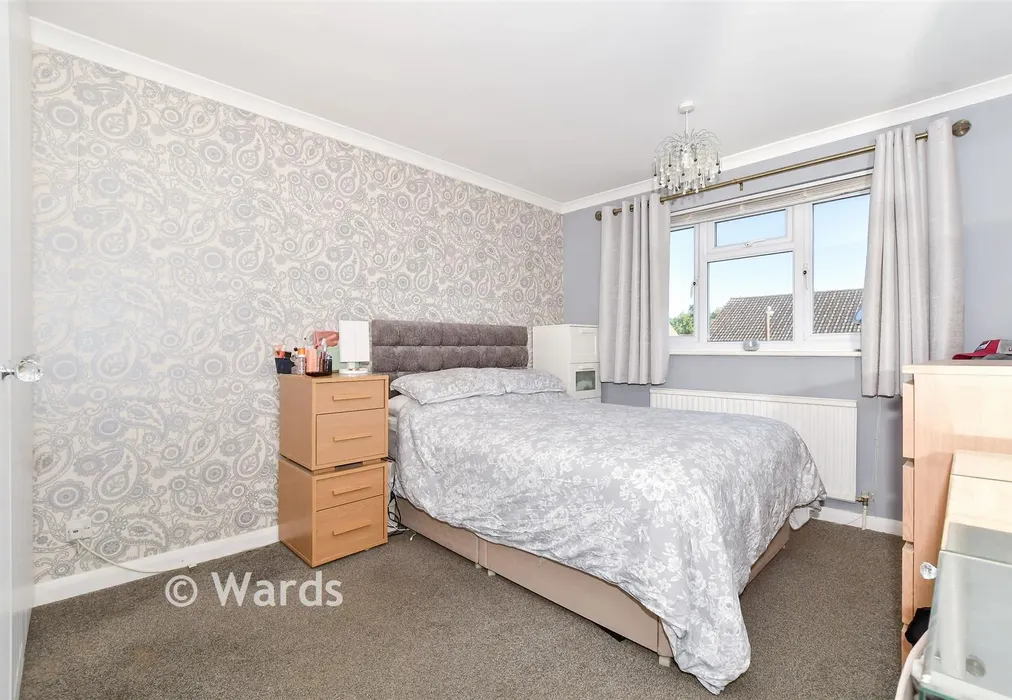 Bedroom 1 - Stanley Close, Staplehurst, Kent - Wards of Kent