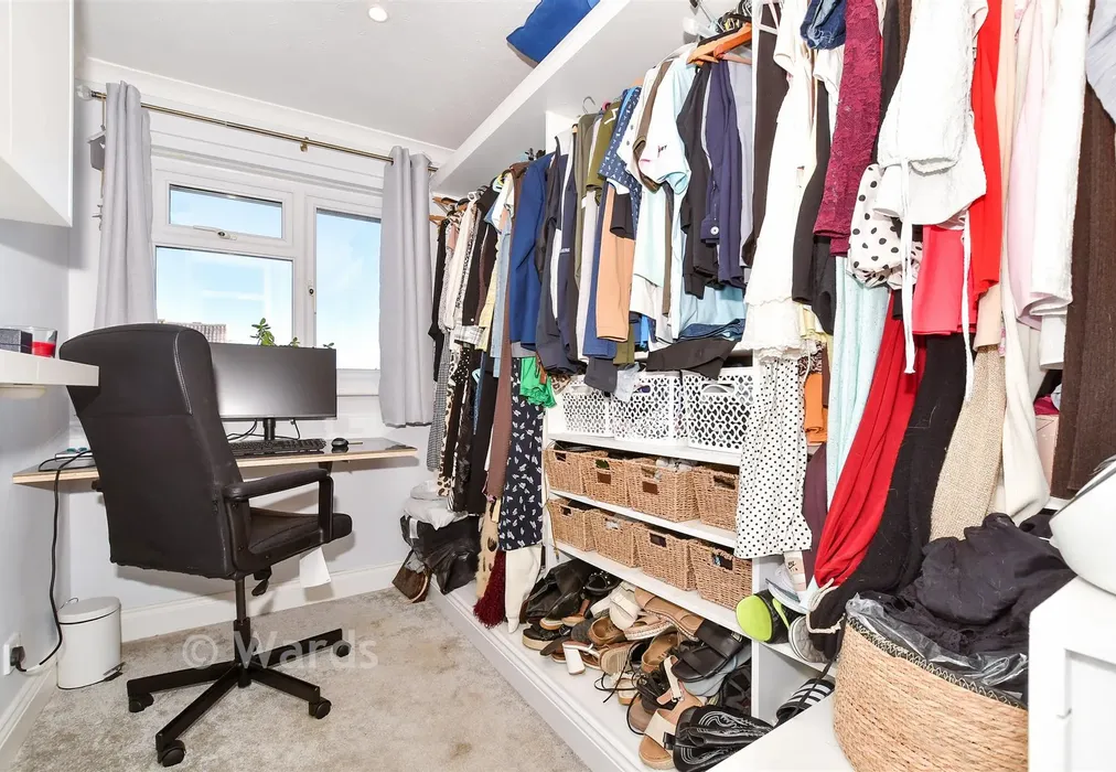 Bedroom 3 - Stanley Close, Staplehurst, Kent - Wards of Kent