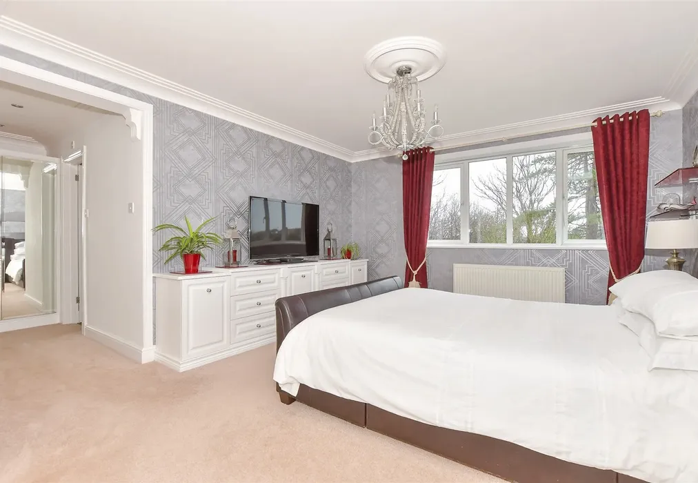 Bedroom 1 - Leicester Avenue, Cliftonville, Margate, Kent - Wards of Kent