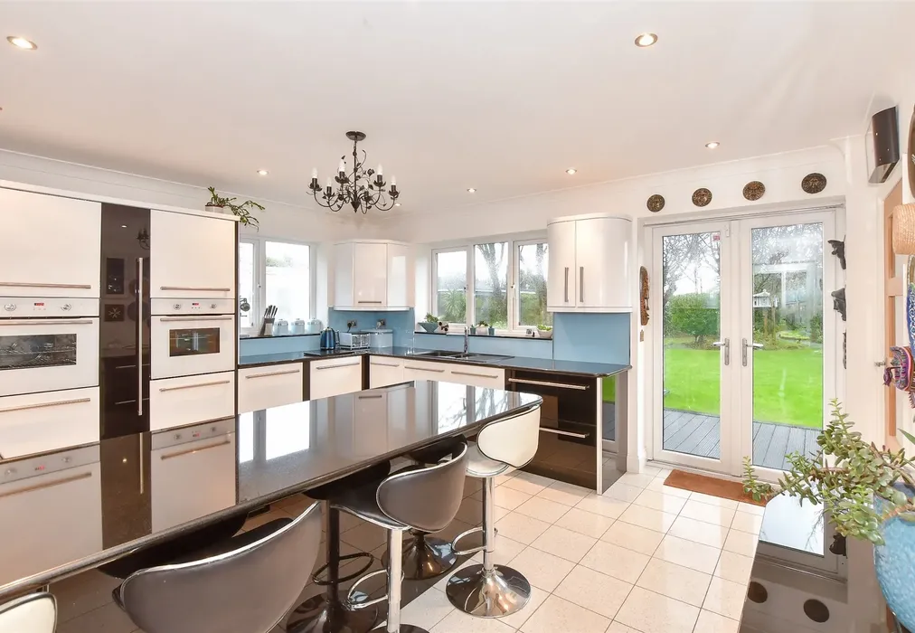 Kitchen/Breakfast Room - Leicester Avenue, Cliftonville, Margate, Kent - Wards of Kent