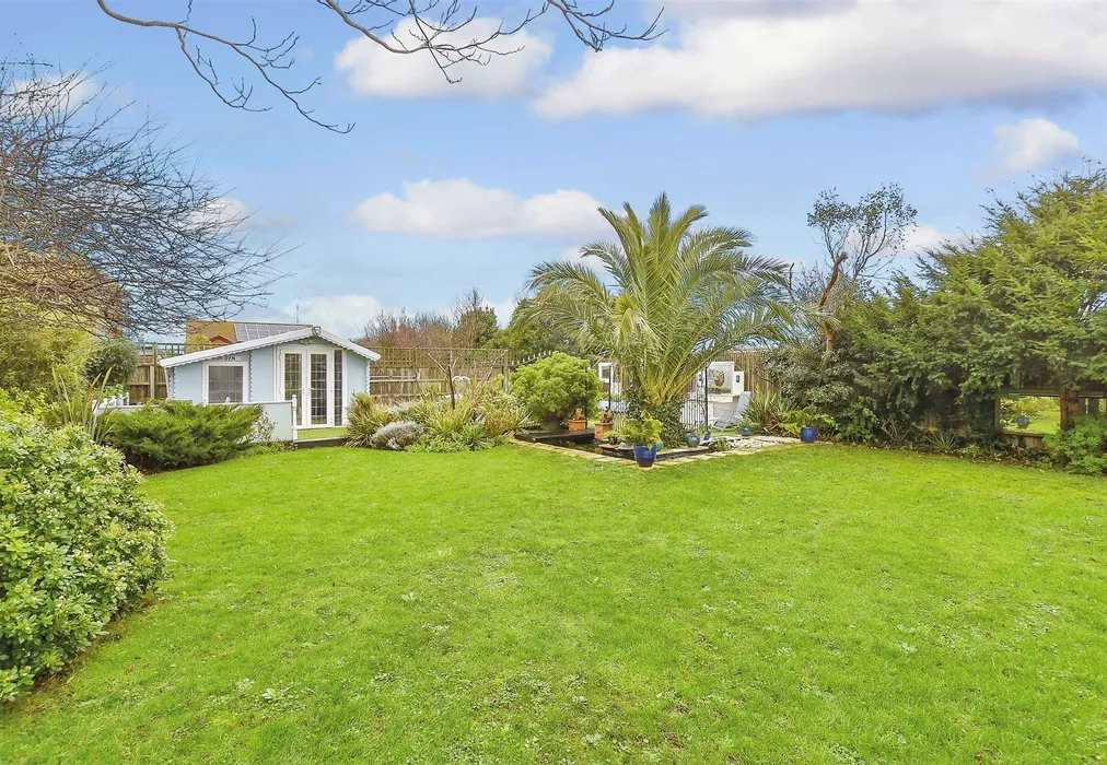 Rear Garden - Leicester Avenue, Cliftonville, Margate, Kent - Wards of Kent