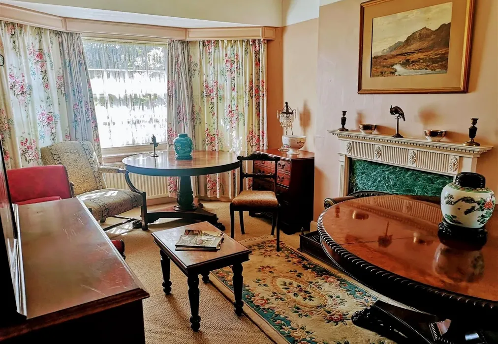 Lounge - Port La Salle, Bouldnor, Yarmouth, Isle of Wight - Wards of Kent