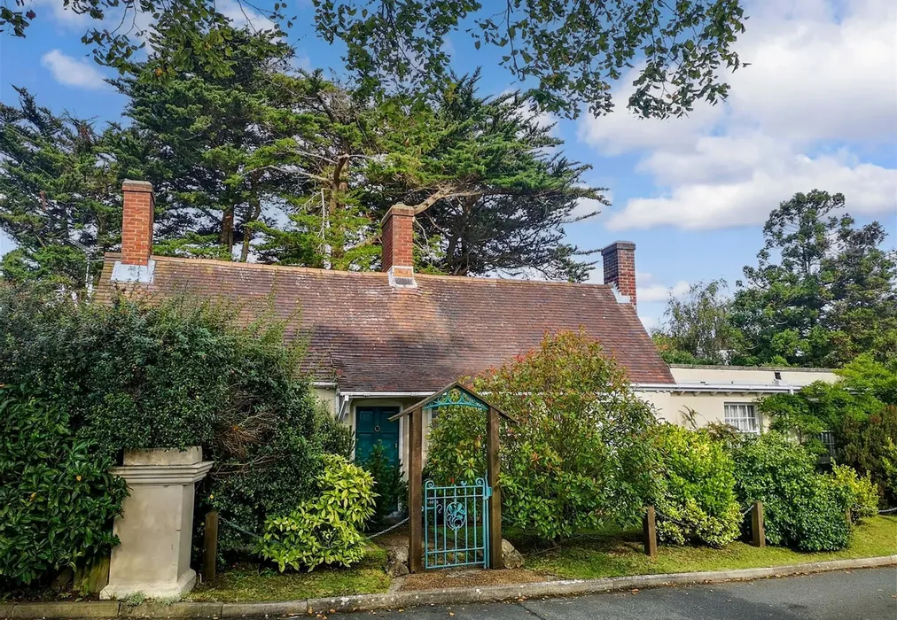 Front Elevation - Port La Salle, Bouldnor, Yarmouth, Isle of Wight - Wards of Kent