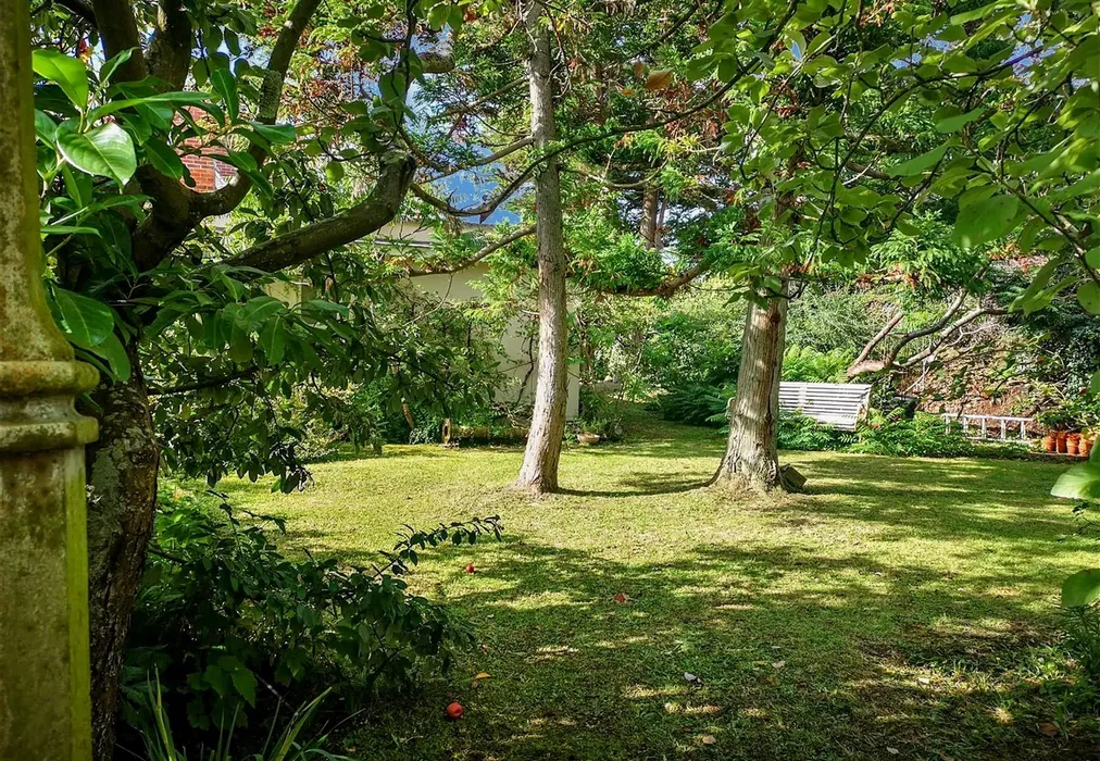 Garden - Port La Salle, Bouldnor, Yarmouth, Isle of Wight - Wards of Kent
