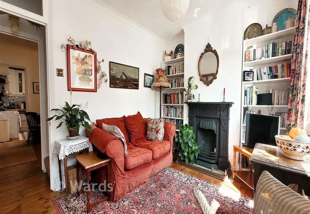 Lounge - Queens Road, Snodland, Kent - Wards of Kent