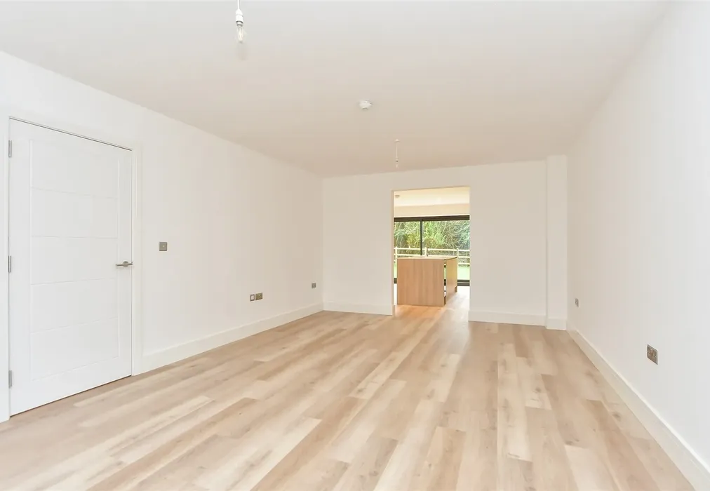 Lounge - The Heights, Station Road, Dover, Kent - Wards of Kent