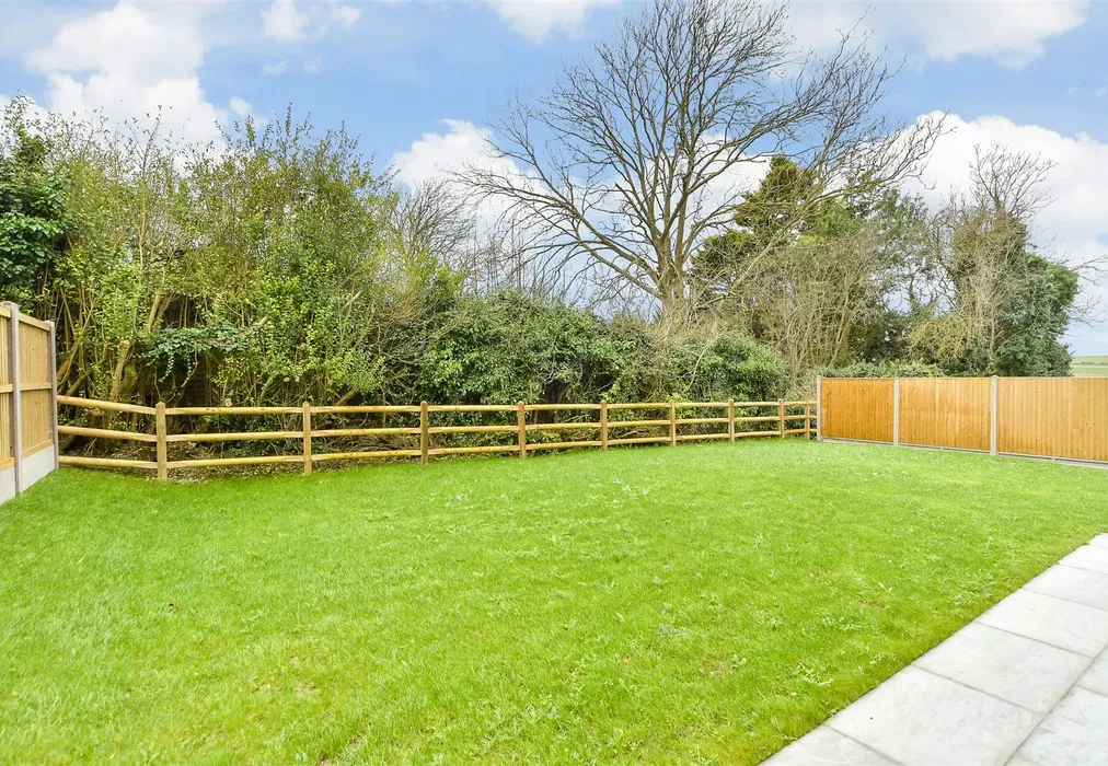 Rear Garden - The Heights, Station Road, Dover, Kent - Wards of Kent